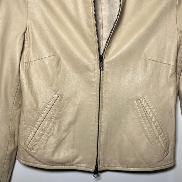 MNG. Size Small
Beige genuine 100% leather jacket 
Double front zipper closure - Picture 5 of 12